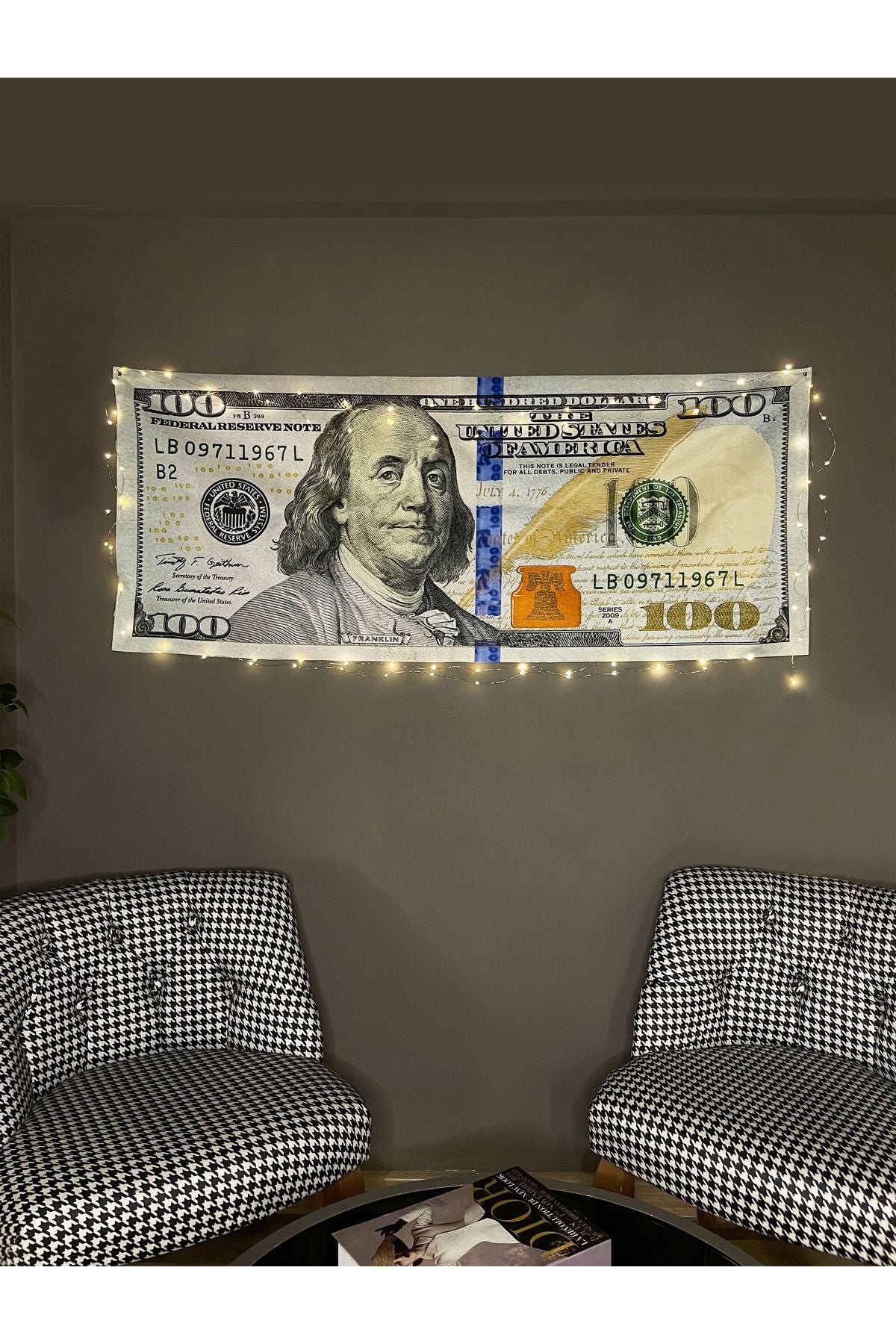 100 Dolar Başarı, Çalışma ve Hayallerin Somut Bir İfadesi