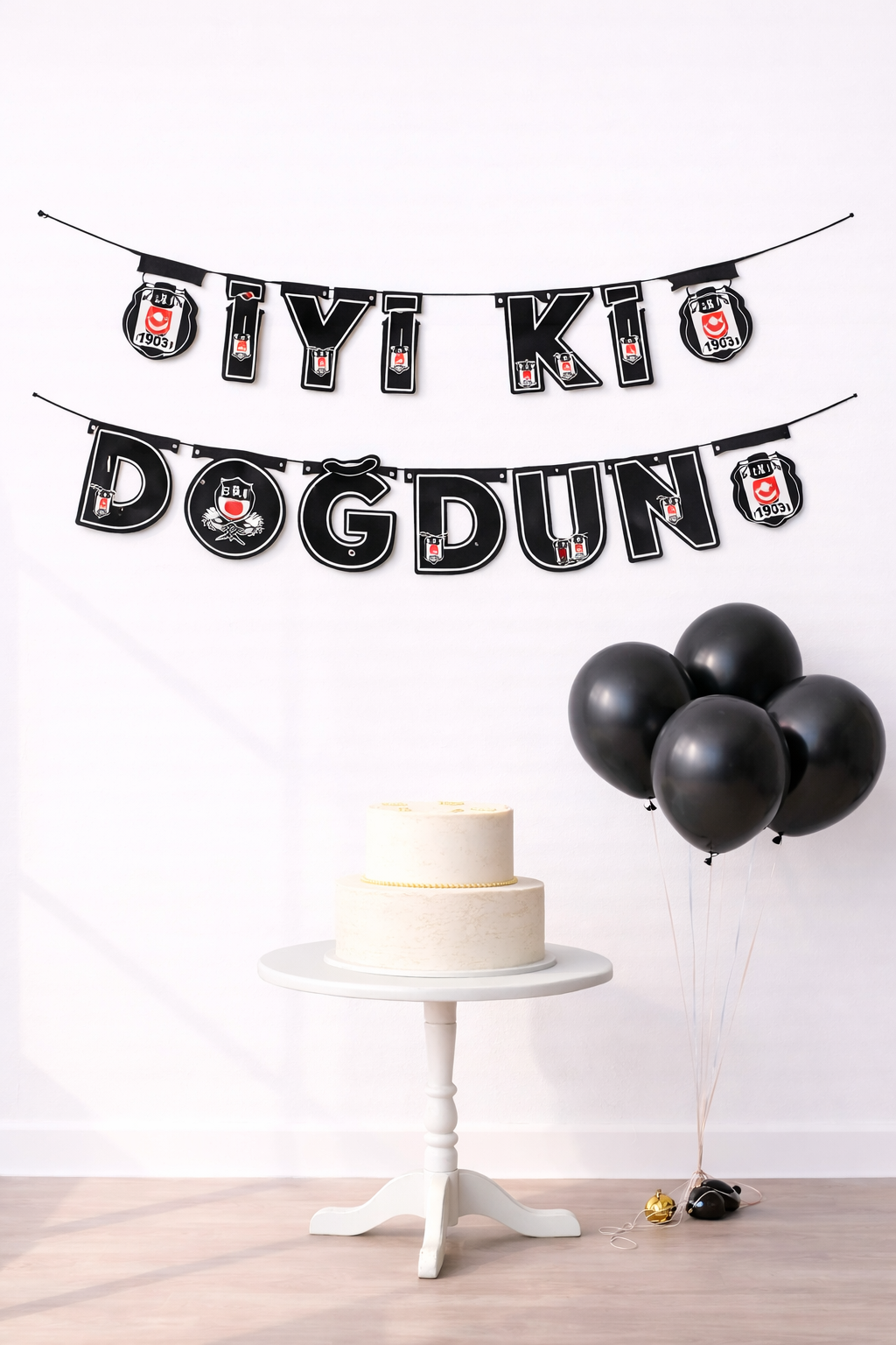 Beşiktaş İyi Ki Doğdun Karton Flama (#FL019)