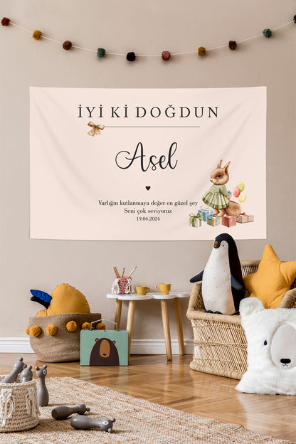 Kişiselleştirilebilir Sincap Figürlü Doğum Günü Örtüsü (#62)