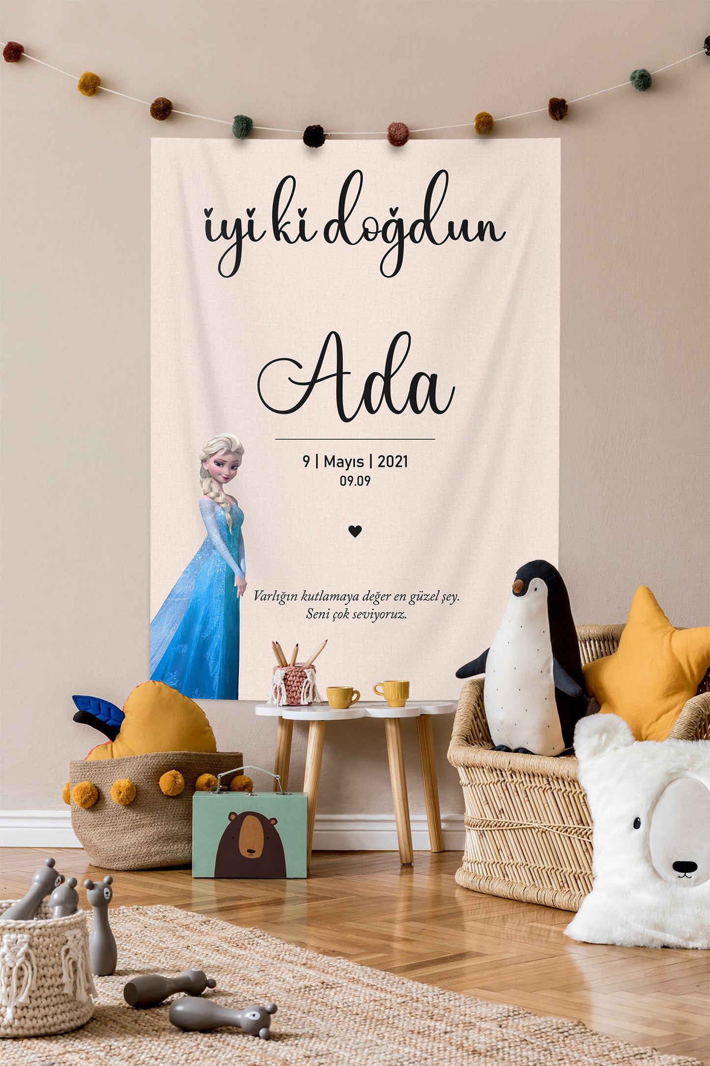 Kişiselleştirilebilir Elisa Temalı Doğum Günü Örtüsü (#65)