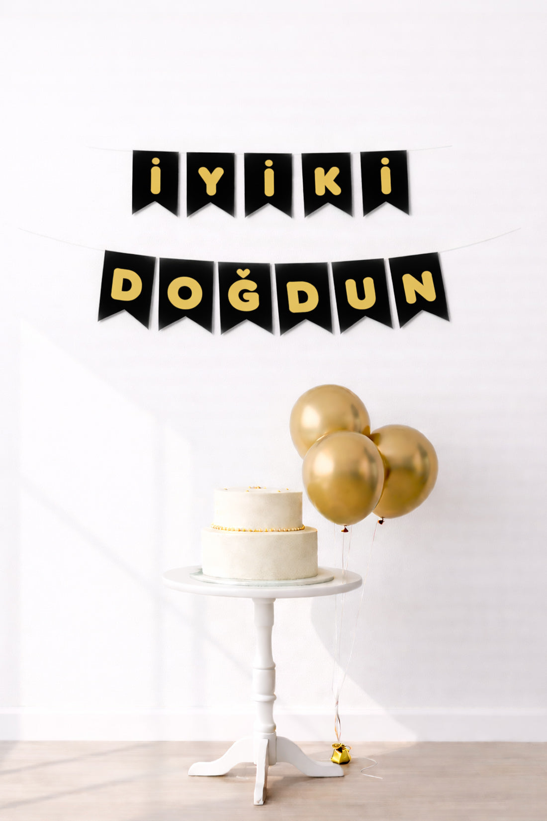 Siyah/Altın İyi Ki Doğdun Karton Flama (#FL011)