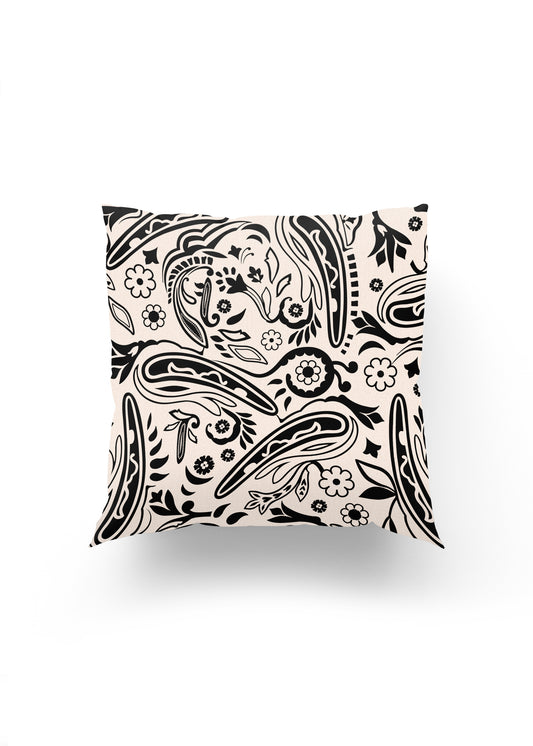 Monokrom Paisley – Siyah Beyaz Etnik Desenli Kırlent Kılıfı